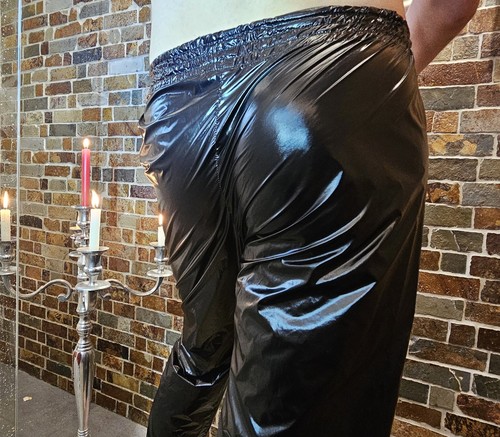 Rodspot patent pants black